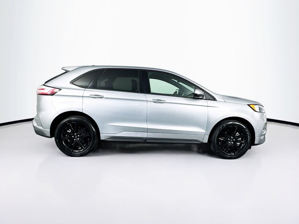 Used 2024 Ford Edge ST-Line AWD/4WD image 11