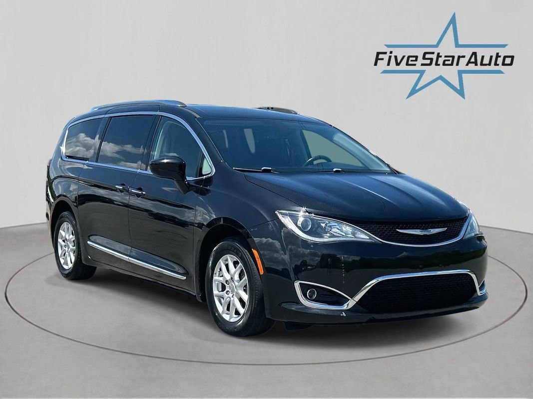 Used 2020 Chrysler Pacifica Touring-L image 1