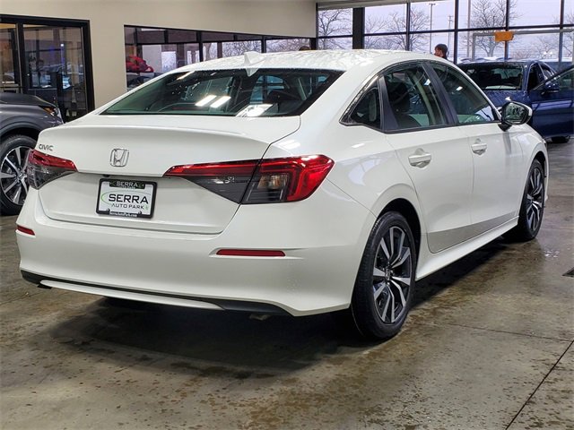 Used 2023 Honda Civic EX image 4