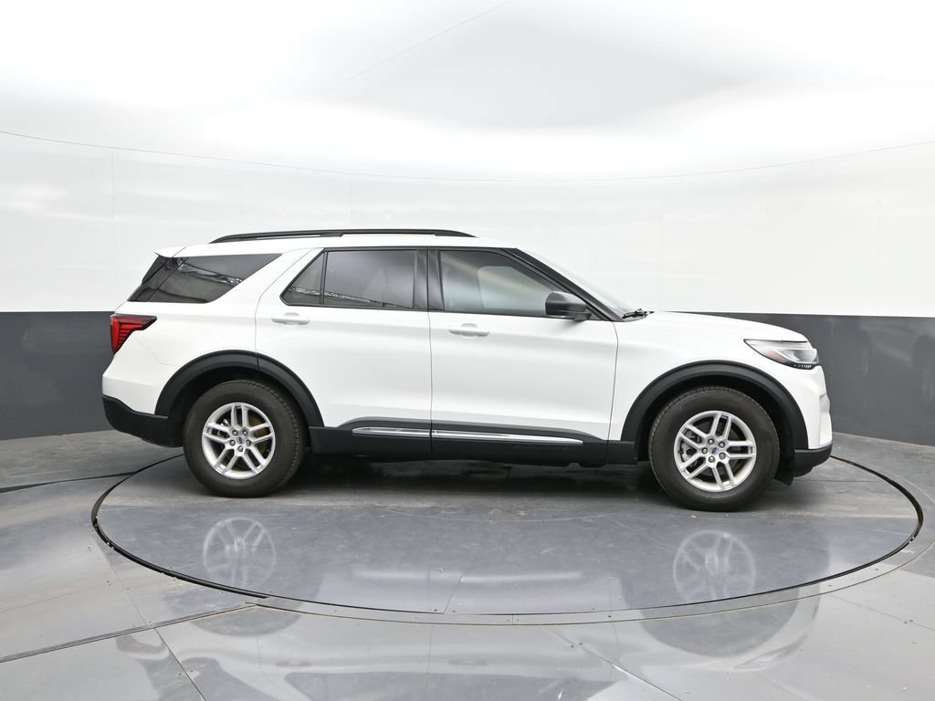 Certified 2025 Ford Explorer Active w/ Active Comfort Package RWD image 22