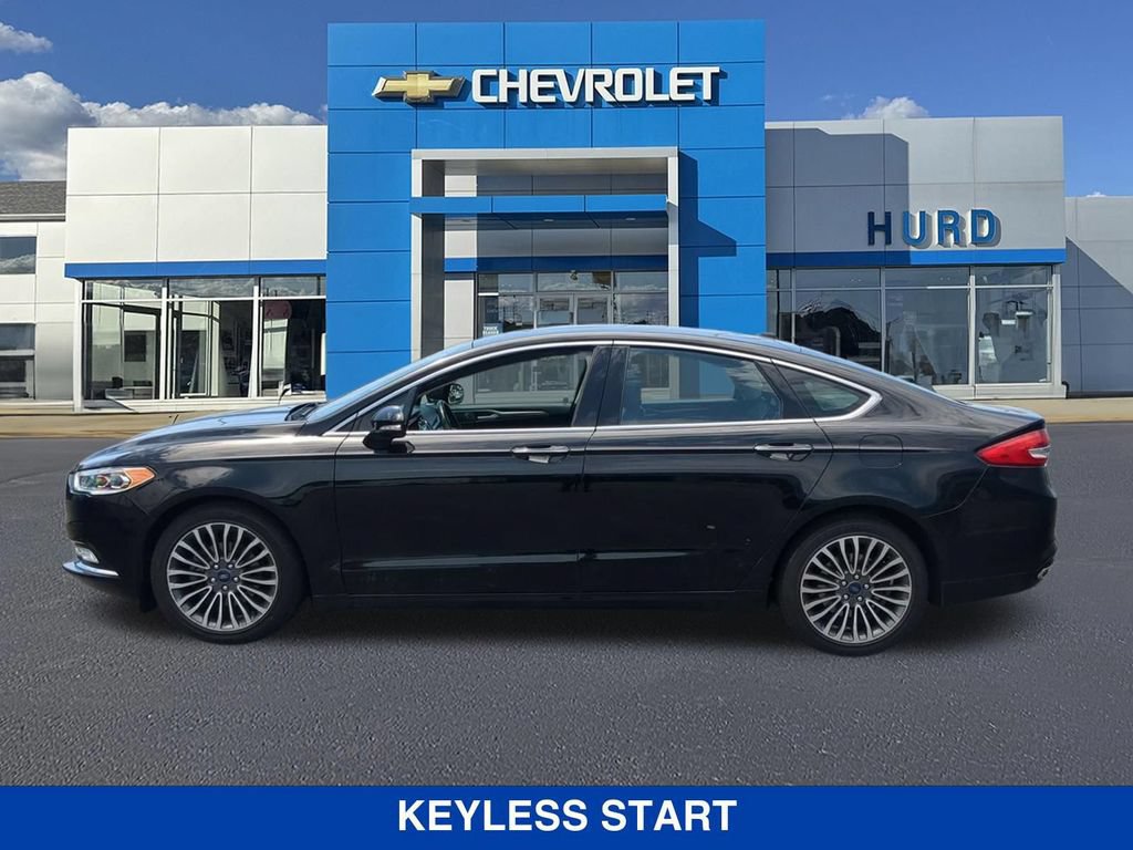Used 2017 Ford Fusion SE w/ Fusion SE Technology Package AWD/4WD image 8
