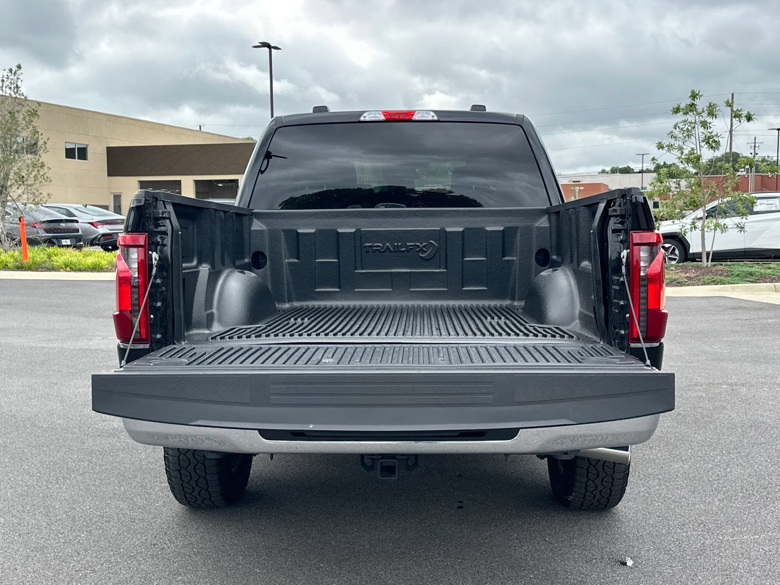 Used 2025 Ford F150 XLT w/ Equipment Group 301A Standard AWD/4WD image 16