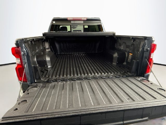 Used 2021 Chevrolet Silverado 1500 RST w/ Convenience Package II AWD/4WD image 34