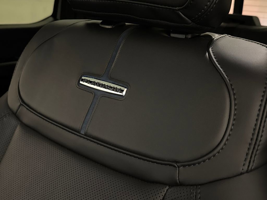 New 2026 Ford F250 Platinum image 21