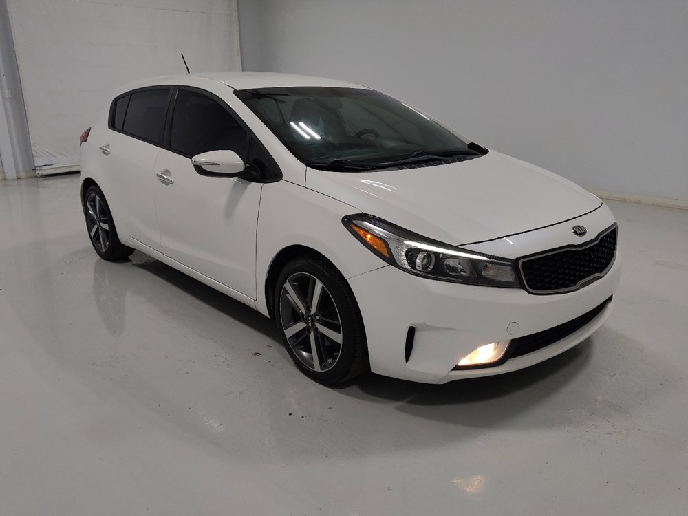 Used 2017 Kia Forte EX image 13