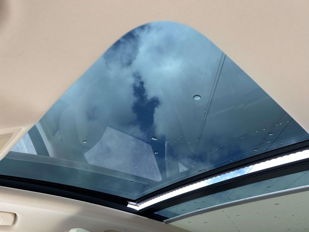 Used 2016 Audi Q5 2.0T Premium Plus w/ Technology Package image 11