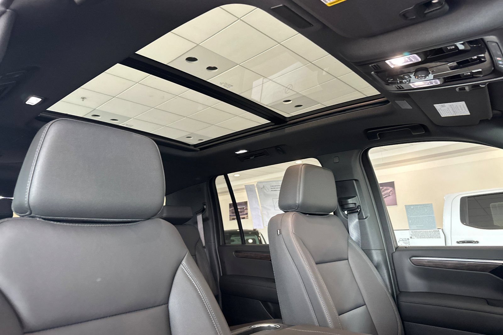 New 2026 Chevrolet Suburban Z71 w/ Sun And Tow Package AWD/4WD image 16