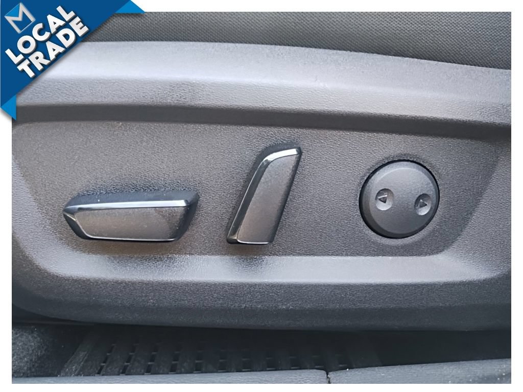 Used 2023 Nissan Rogue SV FWD image 15