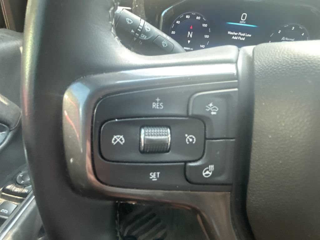 Used 2025 Chevrolet Silverado 3500 High Country w/ Technology Package AWD/4WD image 22