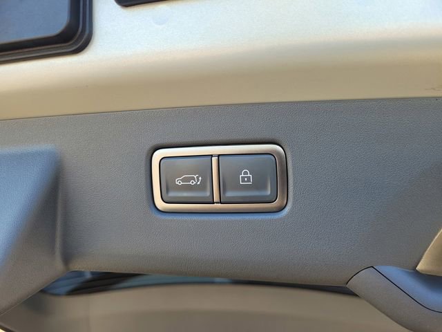 Used 2026 Kia EV9 Wind image 8