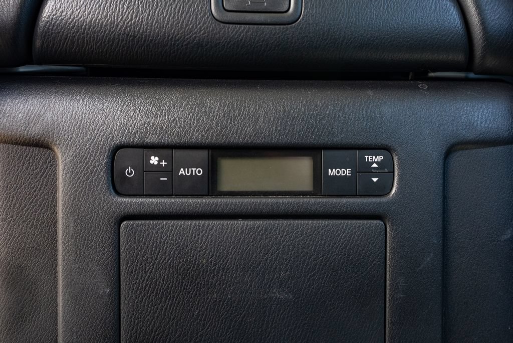 Used 2022 Nissan Armada SV AWD/4WD image 9
