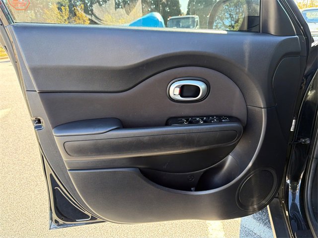 Used 2017 Kia Soul image 10