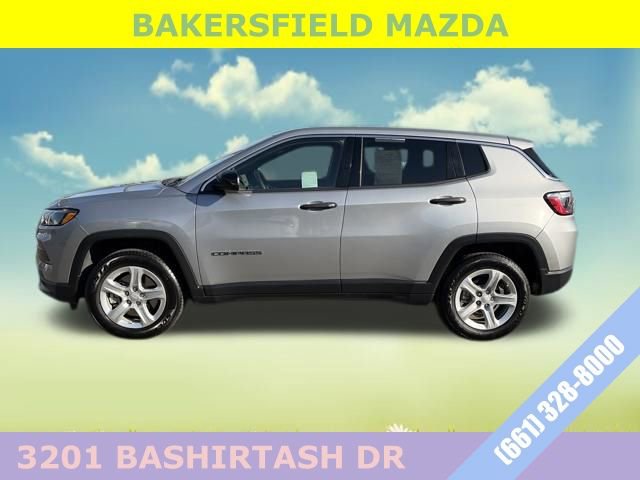 Used 2023 Jeep Compass Sport image 2
