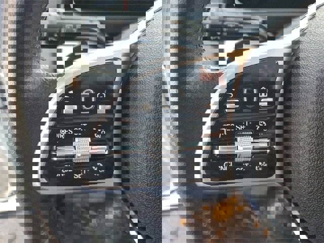 Used 2021 Mercedes-Benz GLB 250 4MATIC image 22