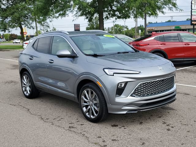 Used 2024 Buick Encore GX Avenir w/ Avenir Convenience Package AWD/4WD image 2