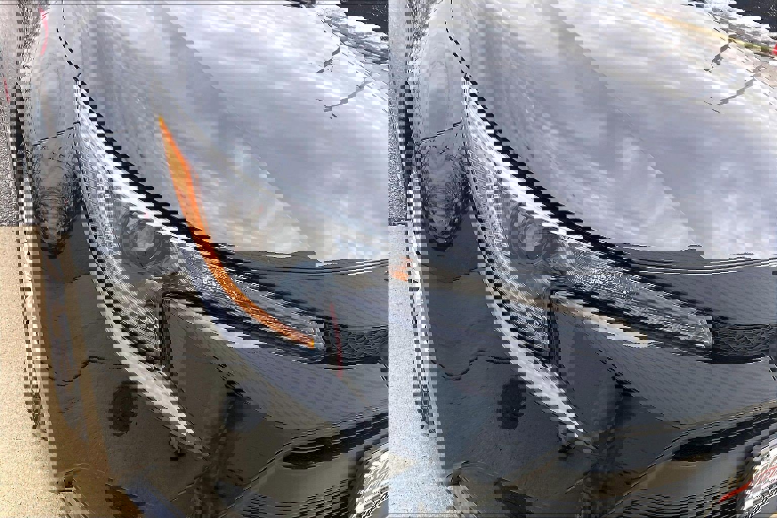 Used 2025 Toyota Corolla LE image 32