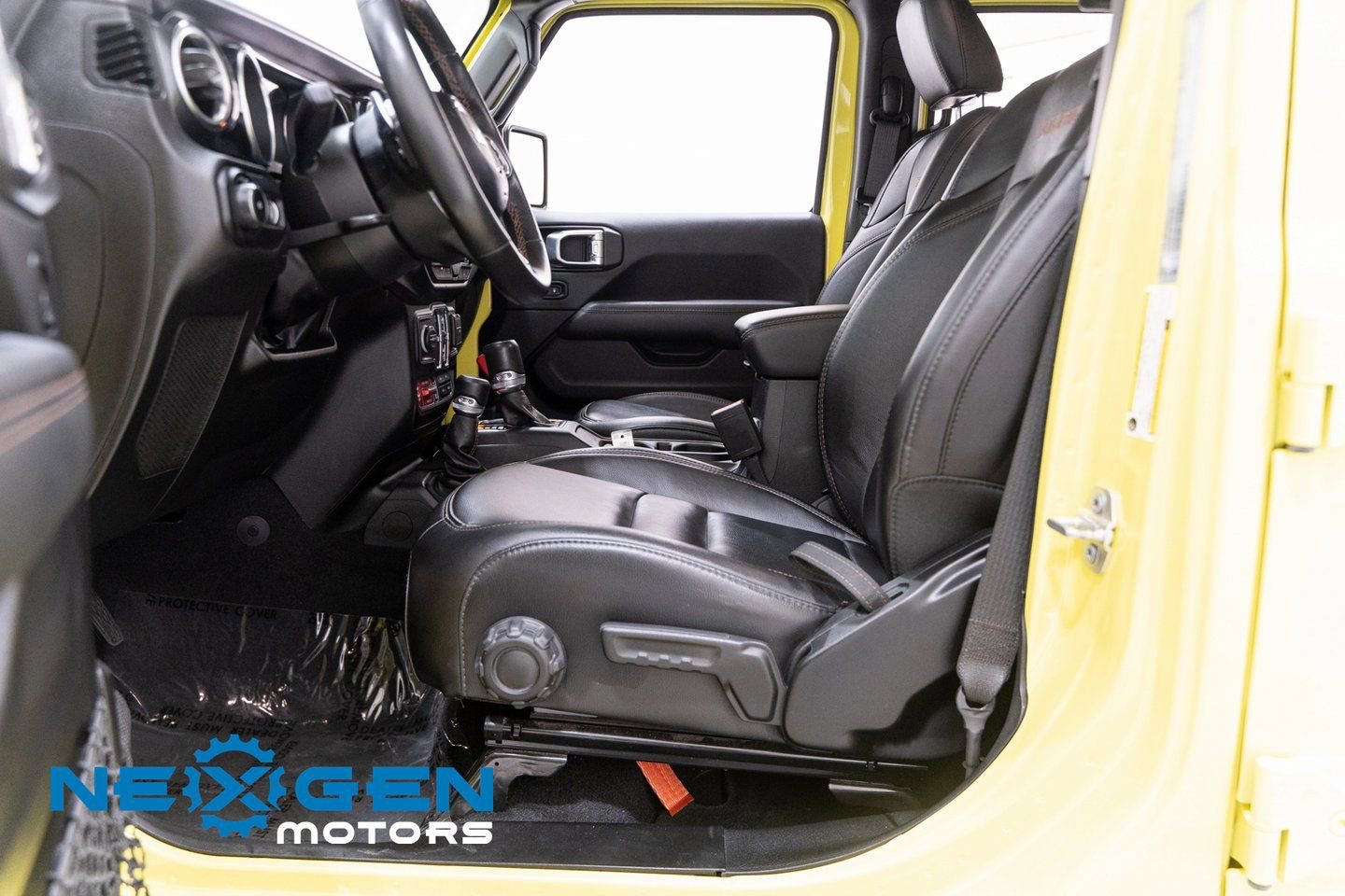 Used 2023 Jeep Wrangler Unlimited Rubicon 392 w/ Xtreme Recon 35" Tire Package image 25