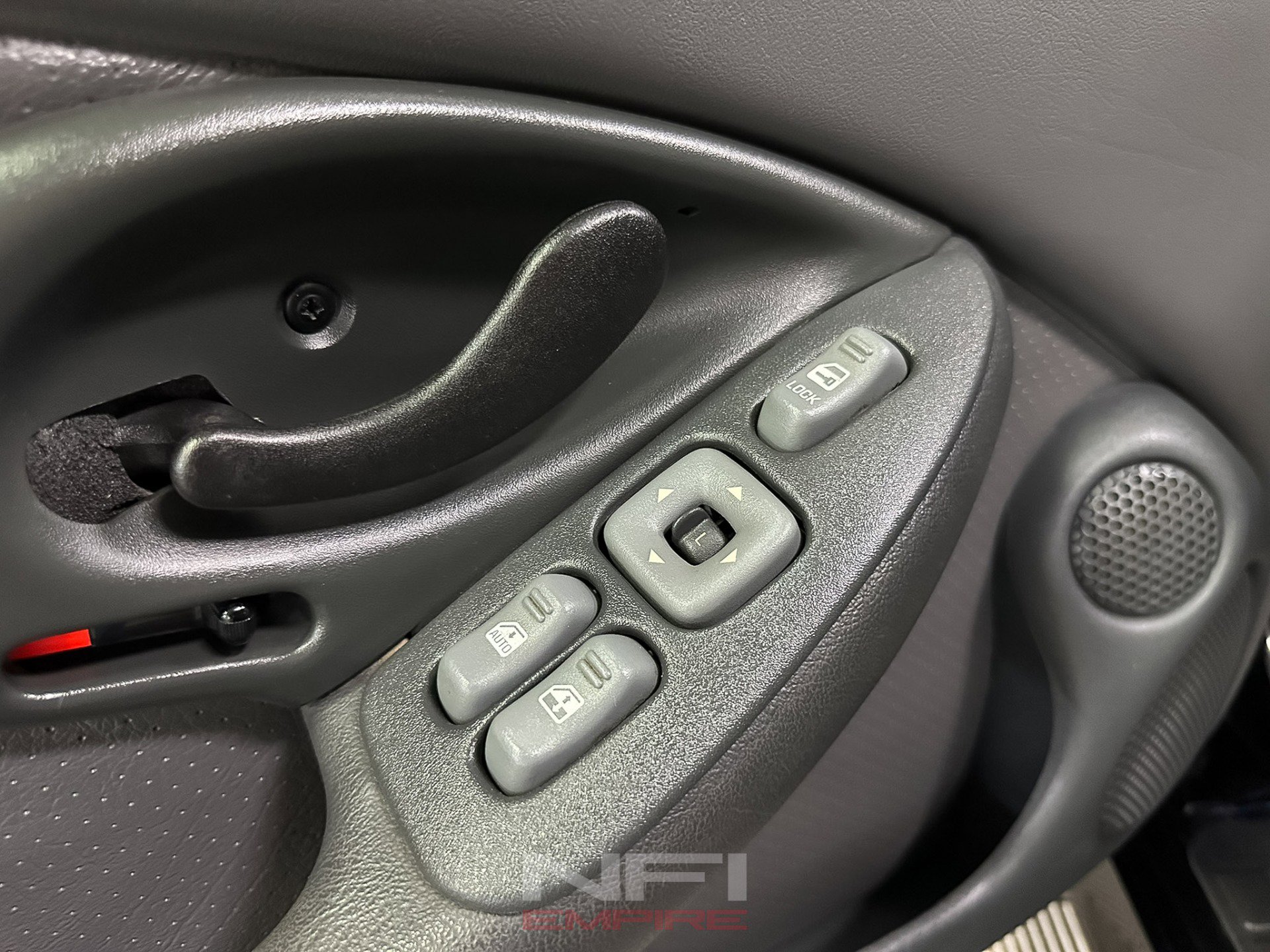 Used 1999 Pontiac Firebird Formula w/ SLP Firehawk Pkg image 31