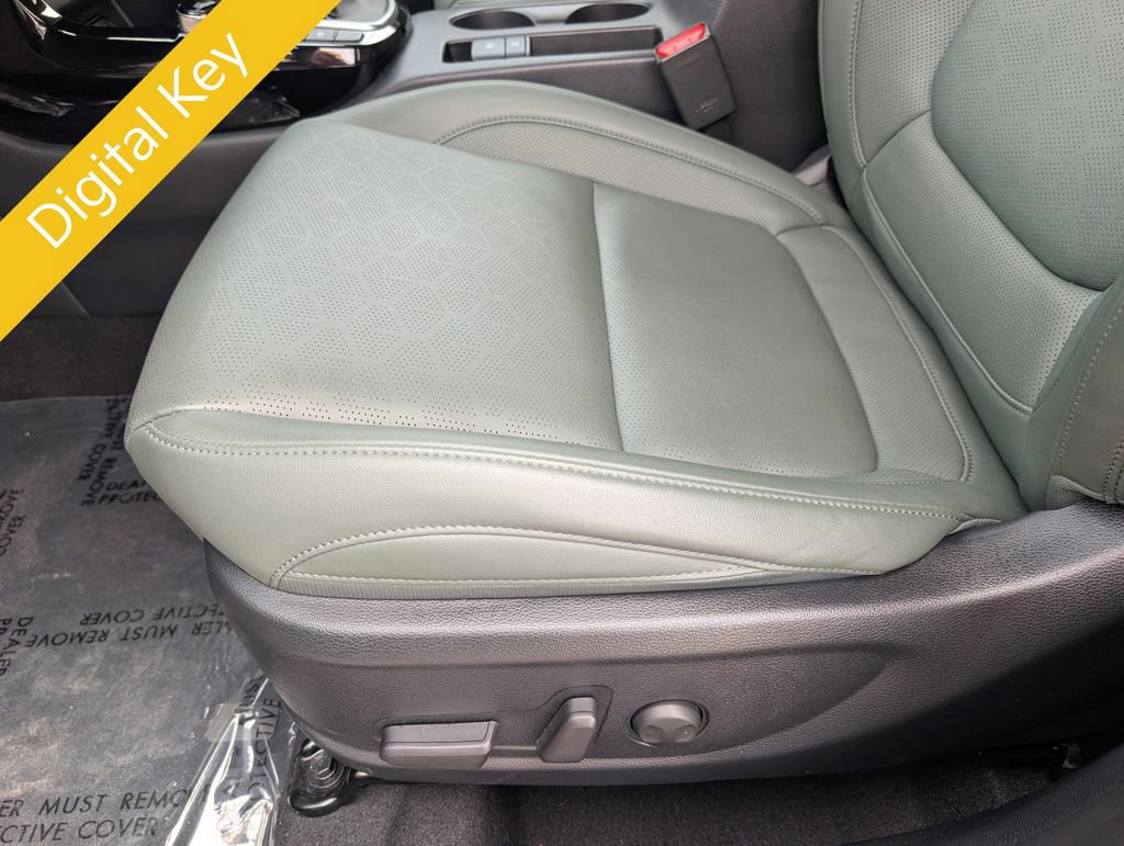 Certified 2025 Kia Seltos SX w/ SX Sunroof Package AWD/4WD image 16