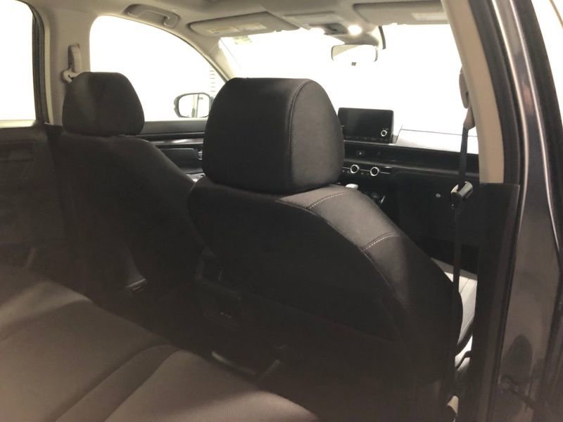 Used 2025 Honda CR-V EX image 11
