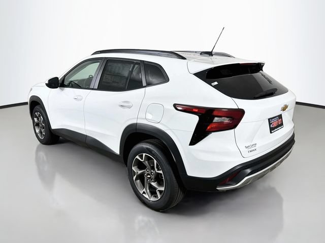 New 2026 Chevrolet Trax LT w/ Driver Confidence Package FWD image 6