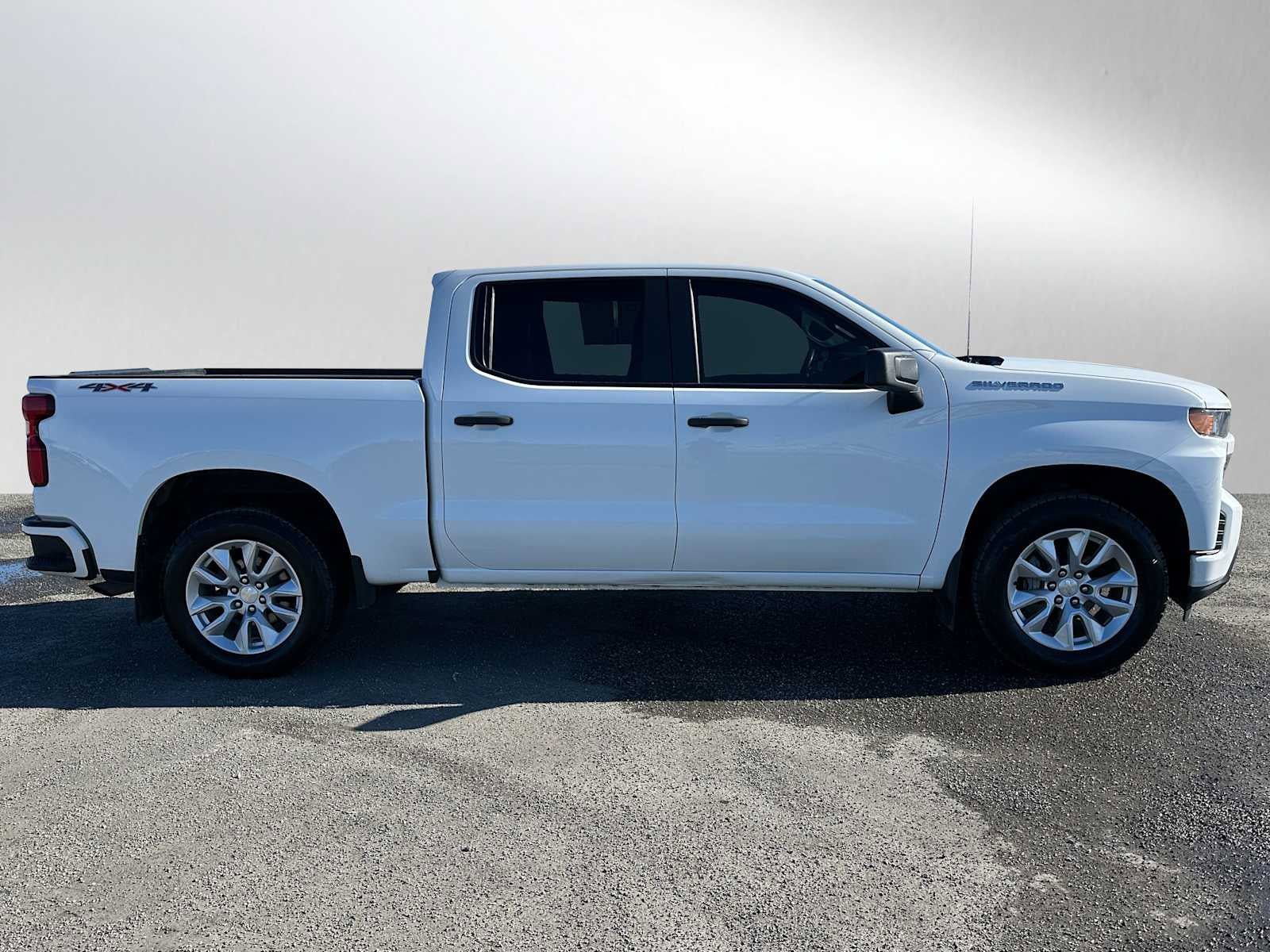 Used 2021 Chevrolet Silverado 1500 Custom AWD/4WD image 2
