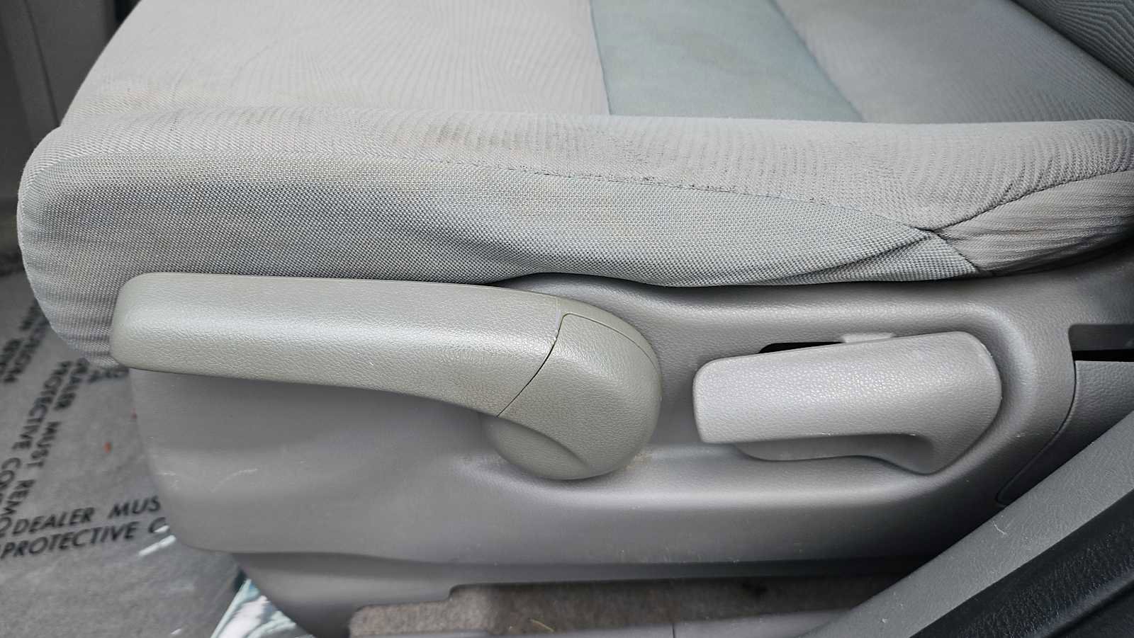 Used 2011 Honda CR-V LX image 14