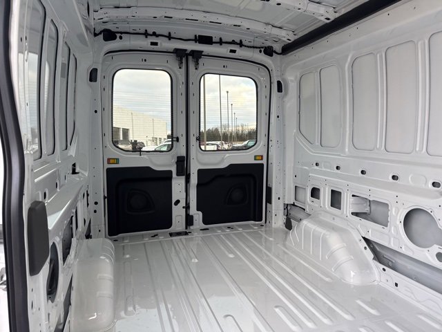 New 2026 Ford Transit 250 148 Medium Roof image 15