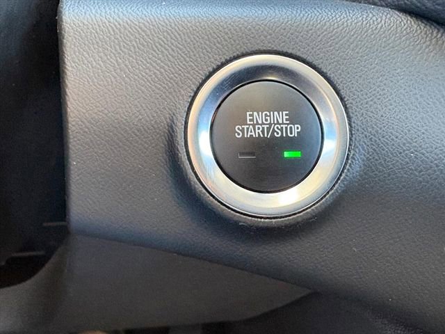 Used 2022 GMC Terrain AT4 w/ Infotainment Package II image 12