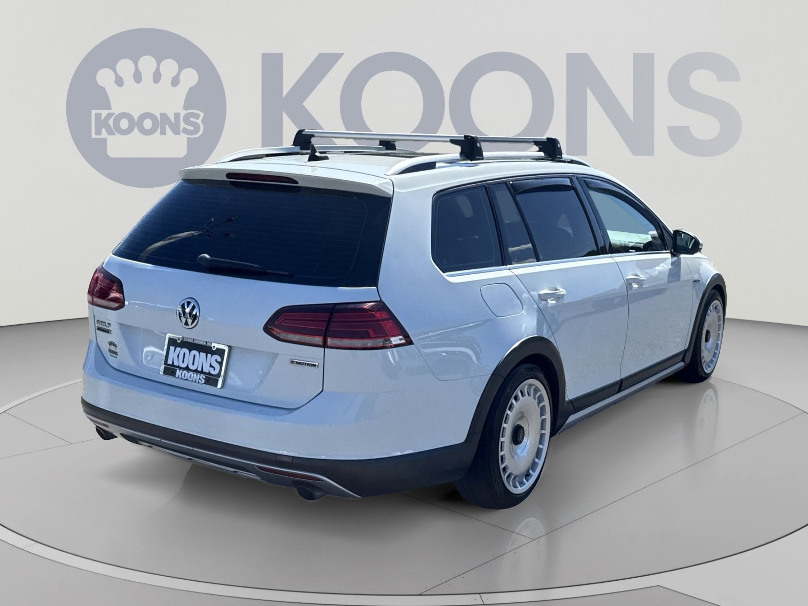 Used 2019 Volkswagen Golf Alltrack SE AWD/4WD image 7