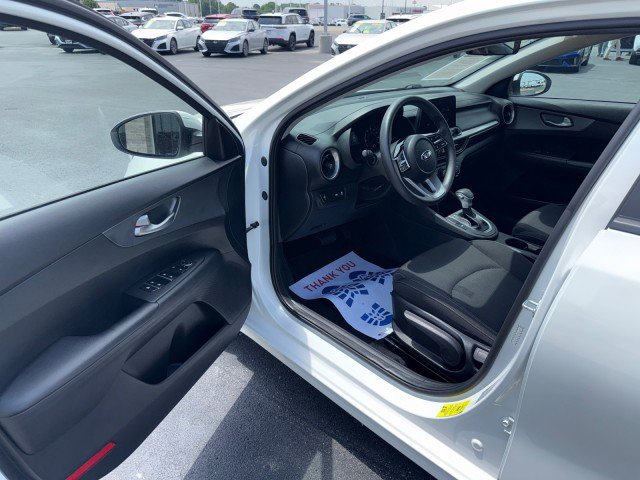 Used 2021 Kia Forte LXS FWD image 13