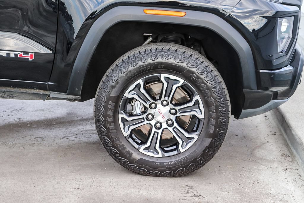 Used 2023 GMC Canyon AT4 AWD/4WD image 11