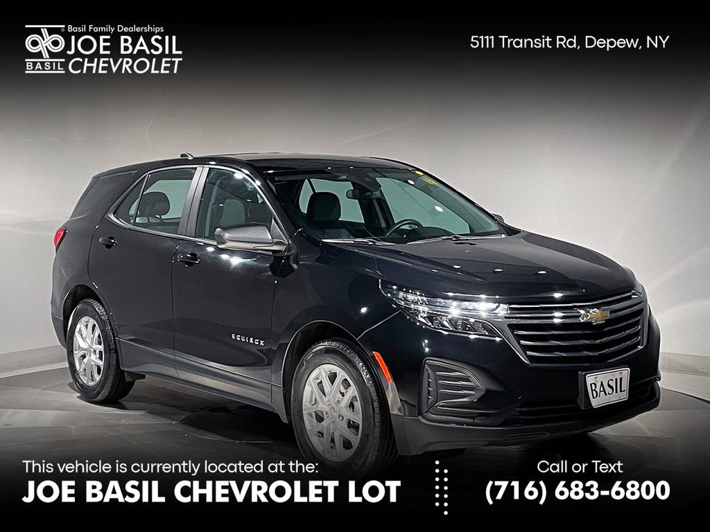 Used 2023 Chevrolet Equinox LS image 1