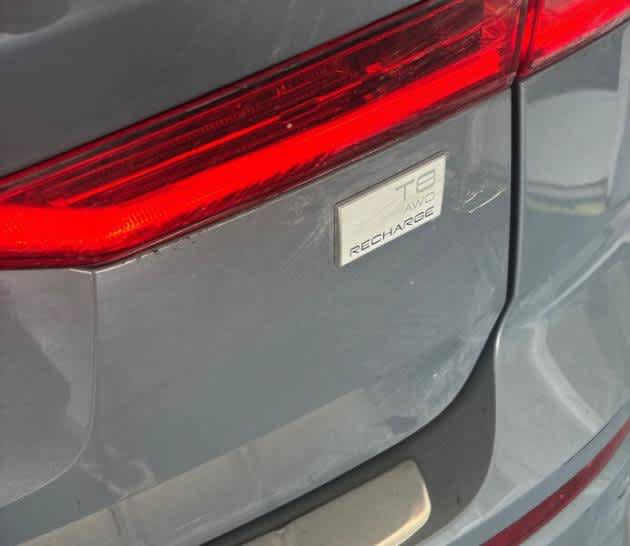 Used 2024 Volvo XC60 T8 Plus AWD/4WD image 8