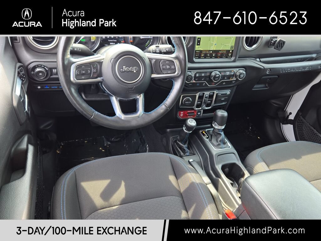 Used 2022 Jeep Wrangler Unlimited Rubicon 4xe w/ Cold Weather Group AWD/4WD image 2