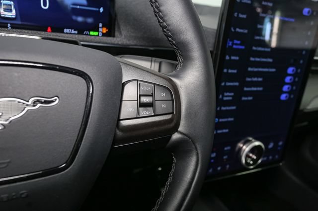 Used 2025 Ford Mustang Mach-E Premium AWD/4WD image 29