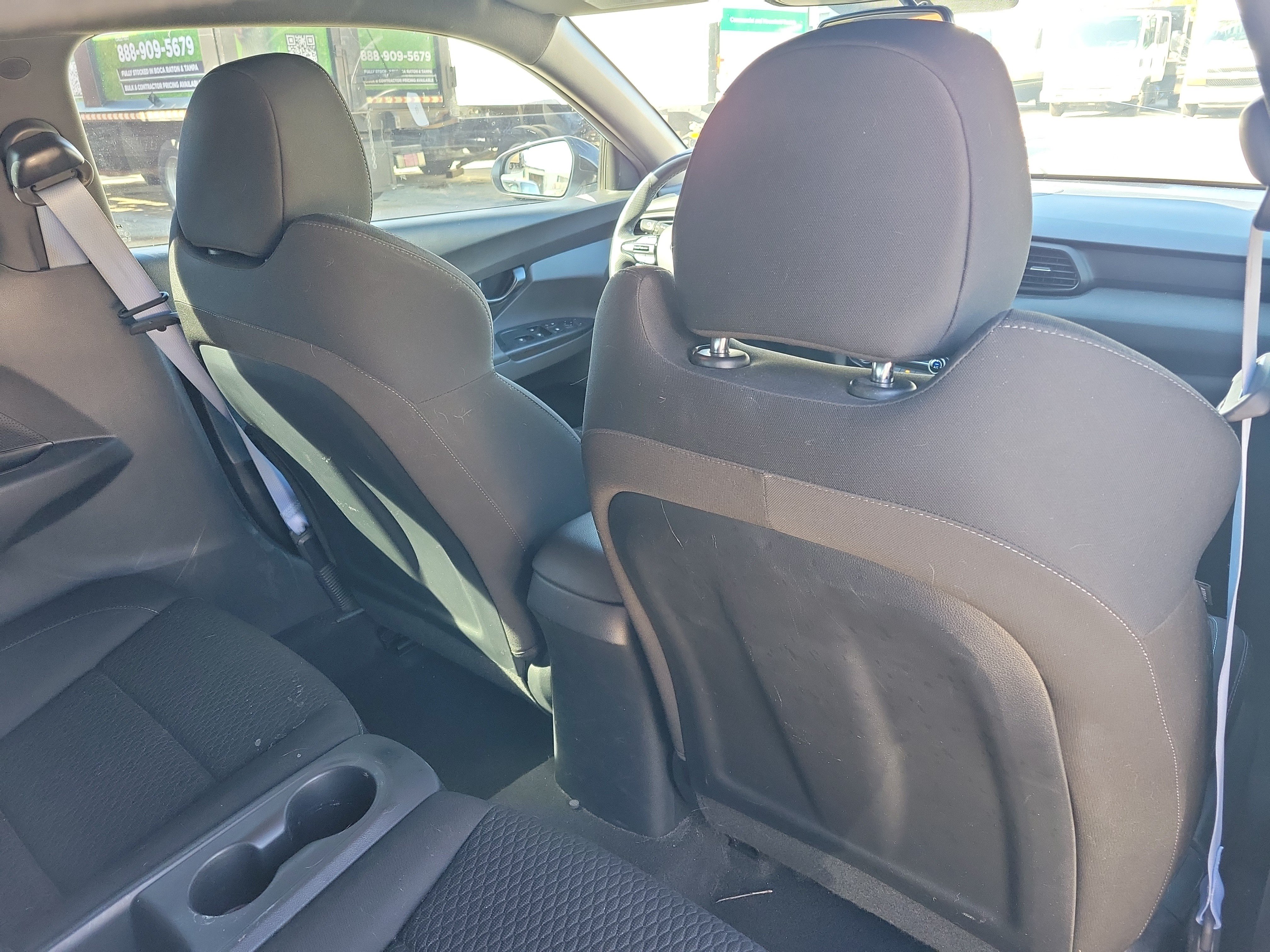 Used 2020 Hyundai Veloster N w/ Performance Package FWD image 8