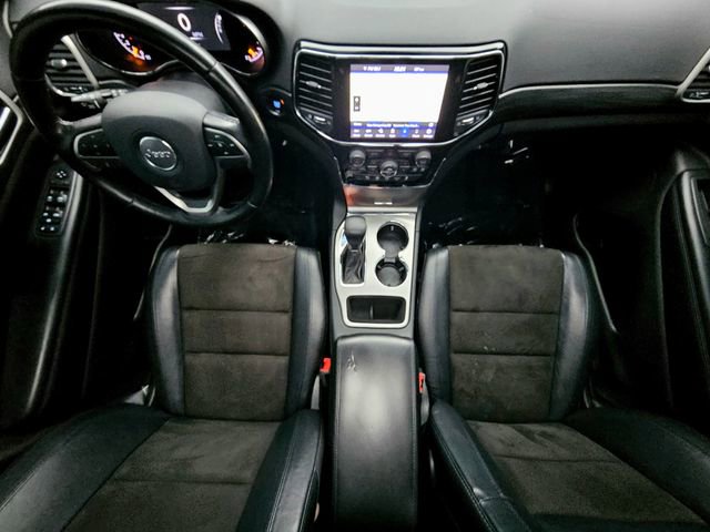 Used 2020 Jeep Grand Cherokee Altitude image 27