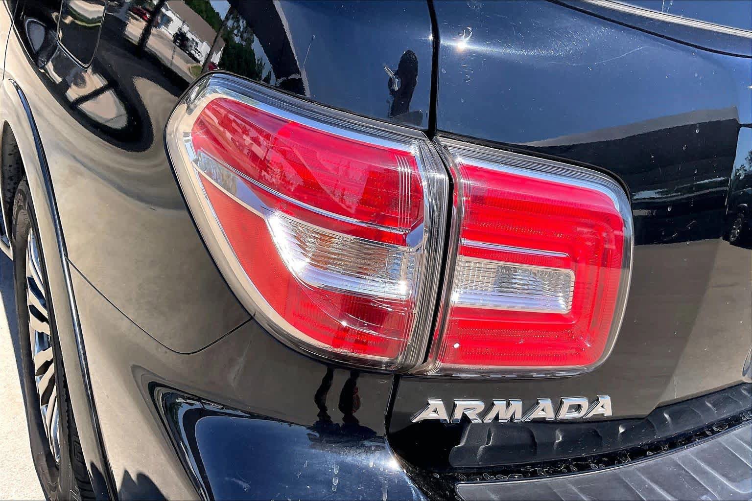 Used 2019 Nissan Armada Platinum w/ Captain's Chairs Package AWD/4WD image 28