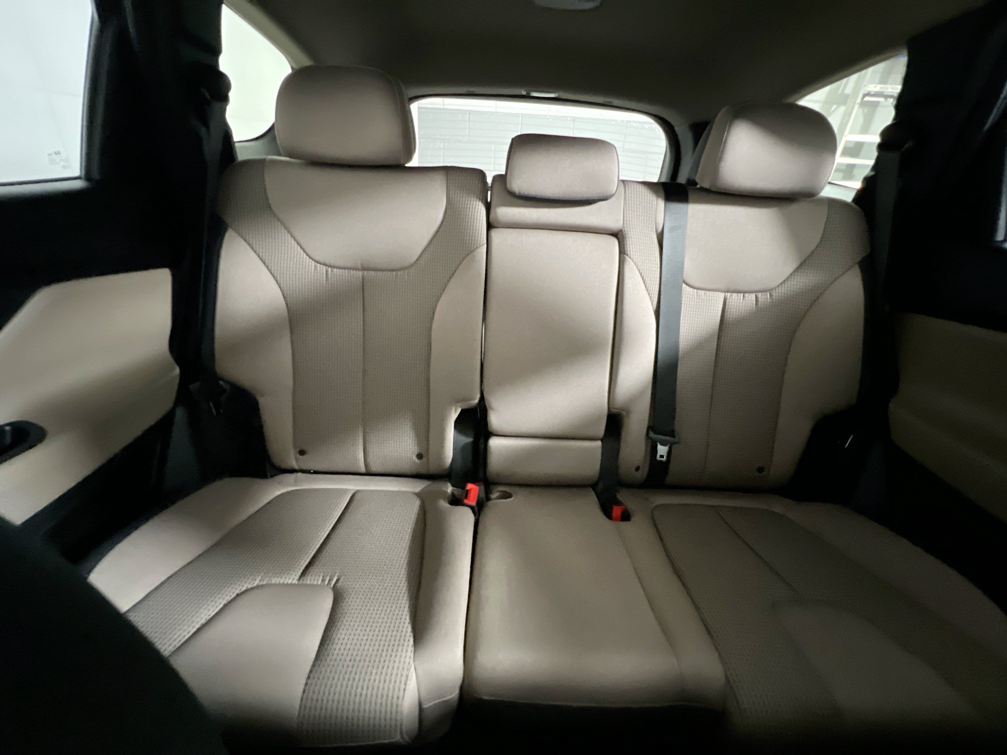 Used 2023 Hyundai Santa Fe SEL AWD/4WD image 33