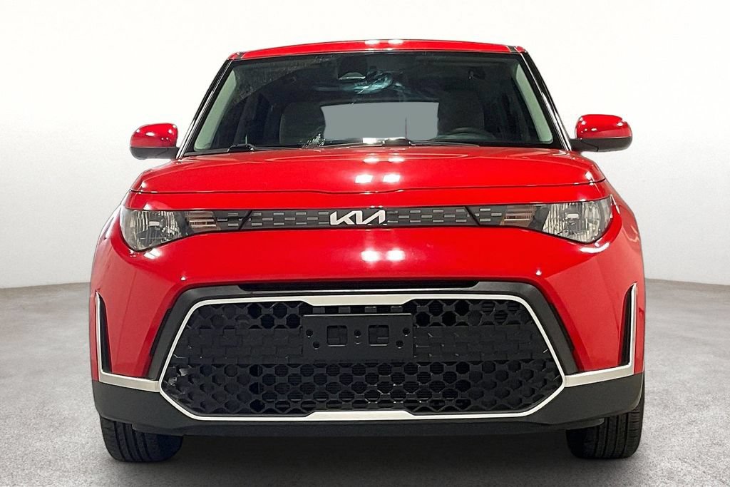 Used 2023 Kia Soul LX FWD image 4