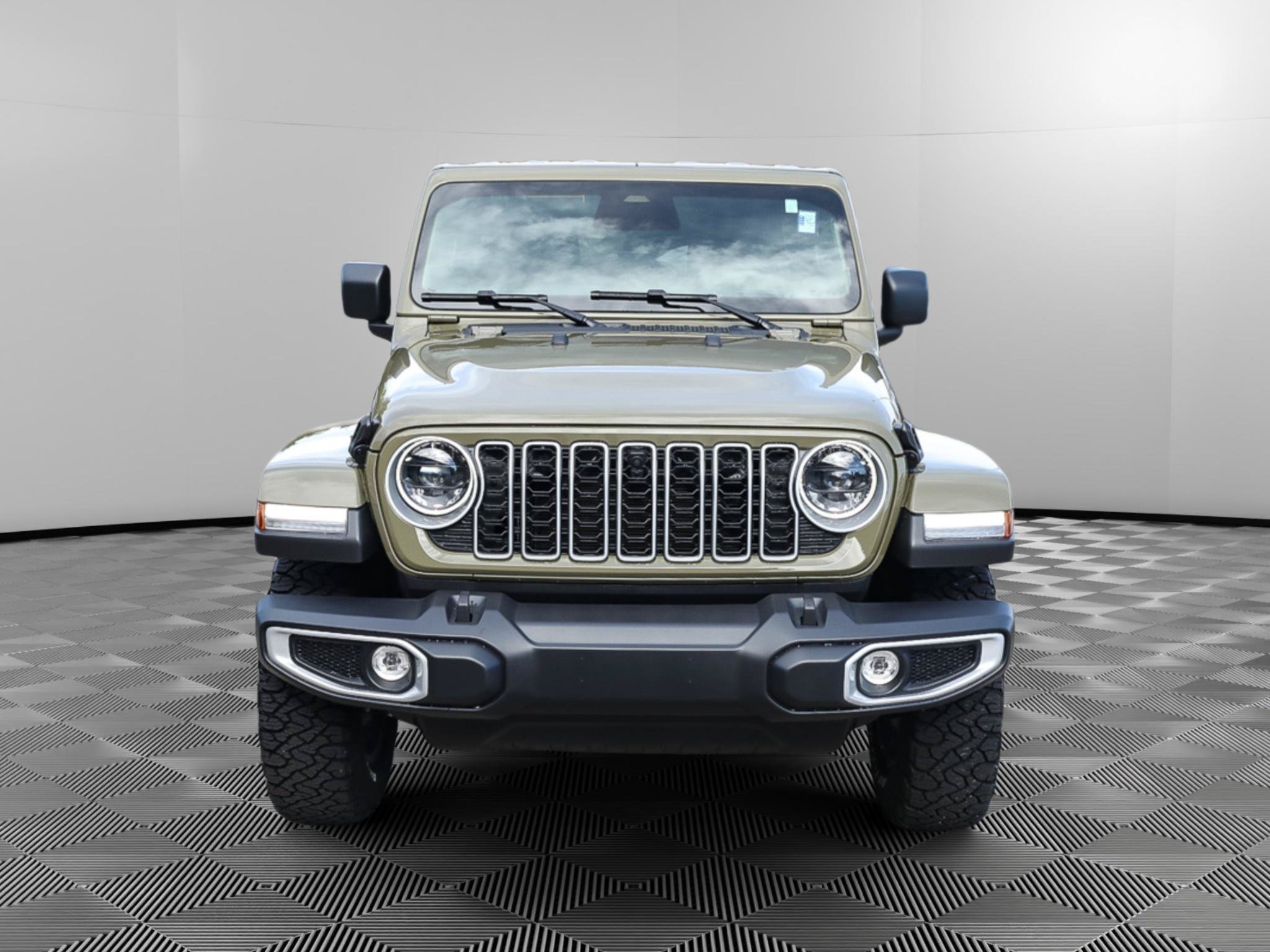 Used 2026 Jeep Wrangler Unlimited Sahara AWD/4WD image 10
