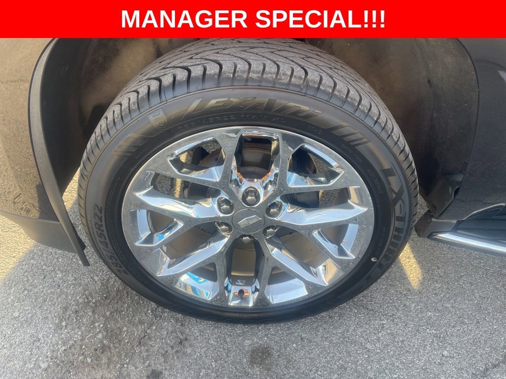 Used 2019 Cadillac Escalade Premium Luxury AWD/4WD image 7