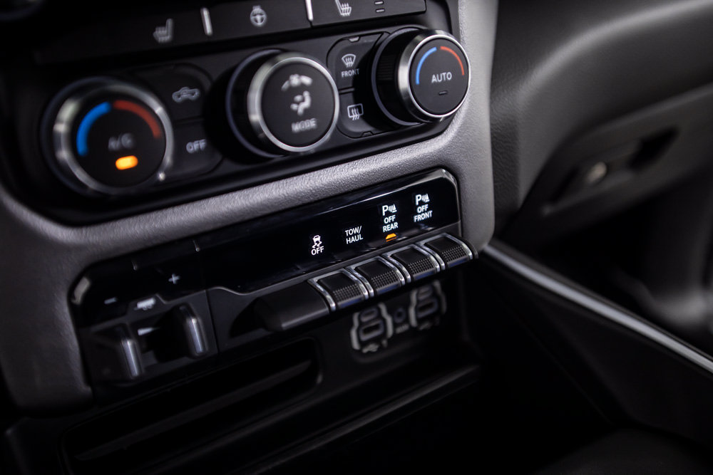 Used 2020 RAM 1500 Big Horn AWD/4WD image 31
