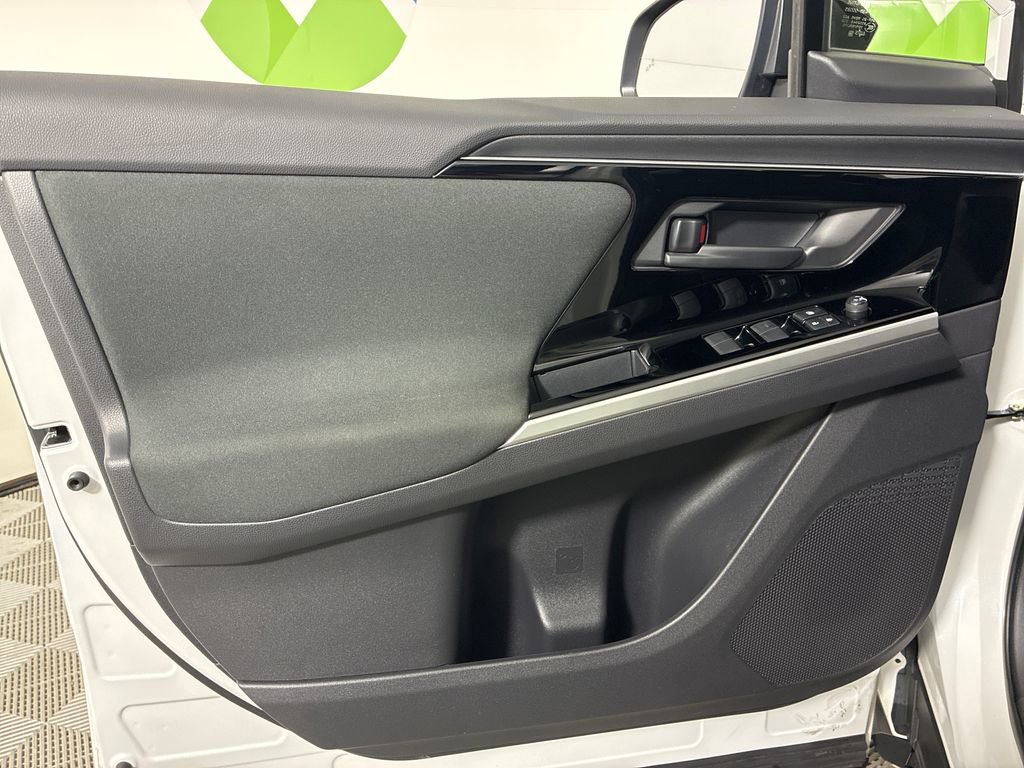 Certified 2023 Subaru Solterra AWD image 12