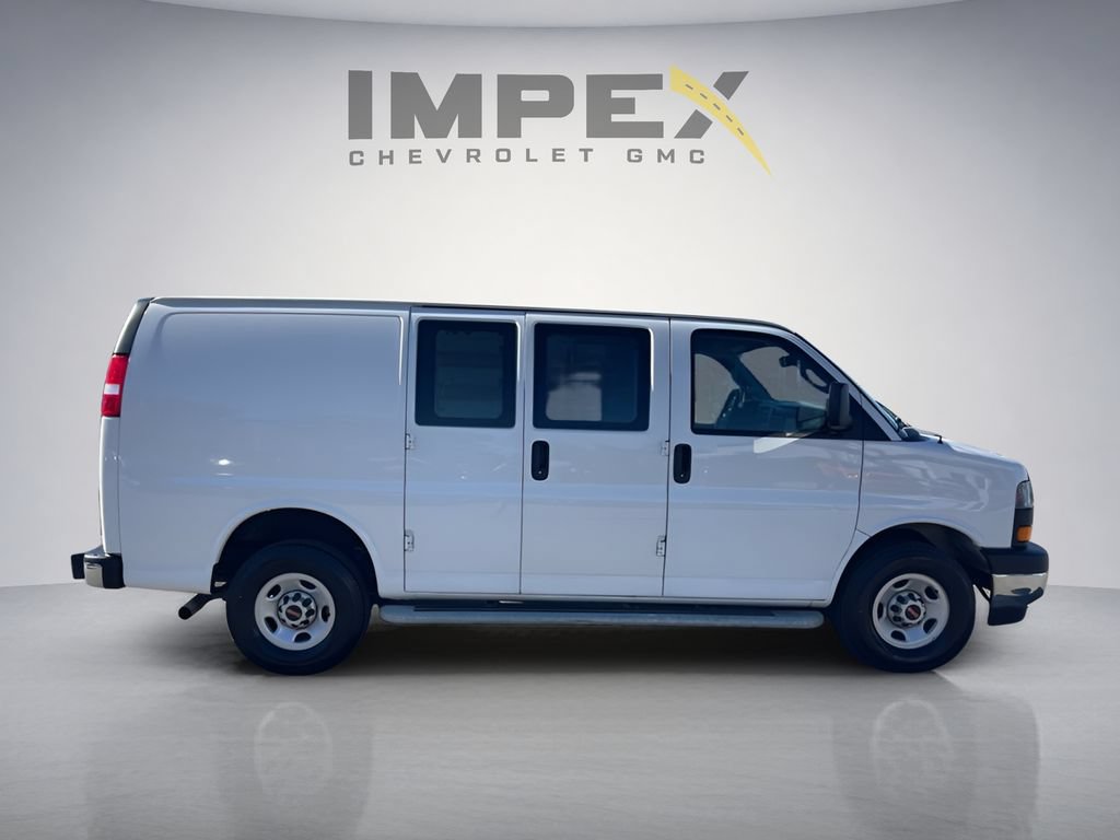 Used 2023 GMC Savana 2500 Extended w/ Driver Convenience Package RWD image 7