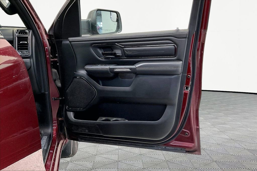 Used 2022 RAM 1500 Limited w/ Body-Colour Bumper Group AWD/4WD image 27