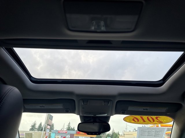 Used 2016 Chevrolet Cruze LTZ w/ Sun, Sound and Sport Package image 13