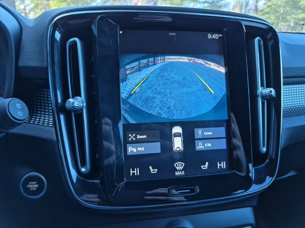 Used 2020 Volvo XC40 T5 R-Design image 29