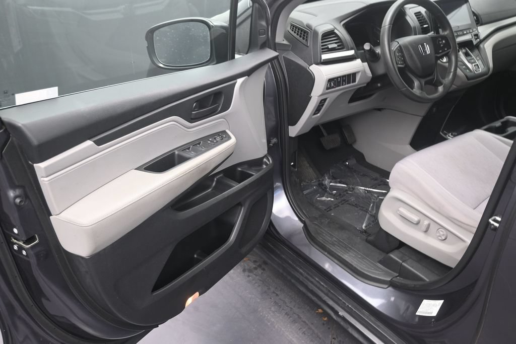 Used 2018 Honda Odyssey EX image 10